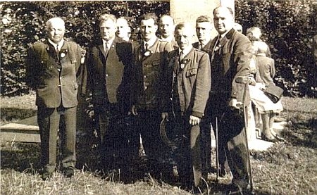 Foto einiger ehemaliger Gründungsmitglieder der Kameradschaft vom Edelweiß Bad Gleichenberg